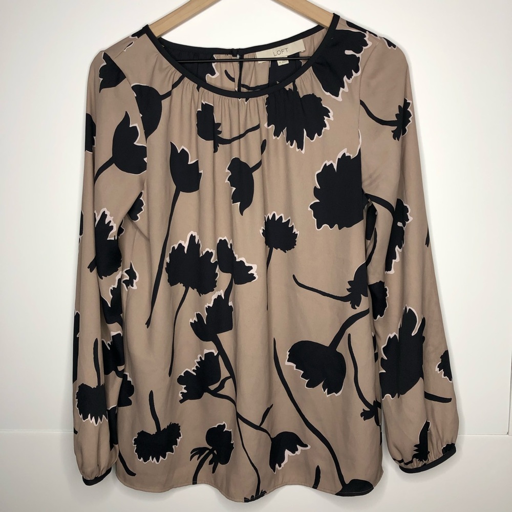 LOFT | long sleeve chiffon printed shirt size M